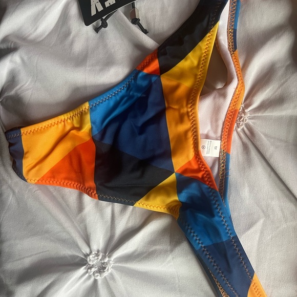 Color block bikini bathing suit - Picture 4 of 5